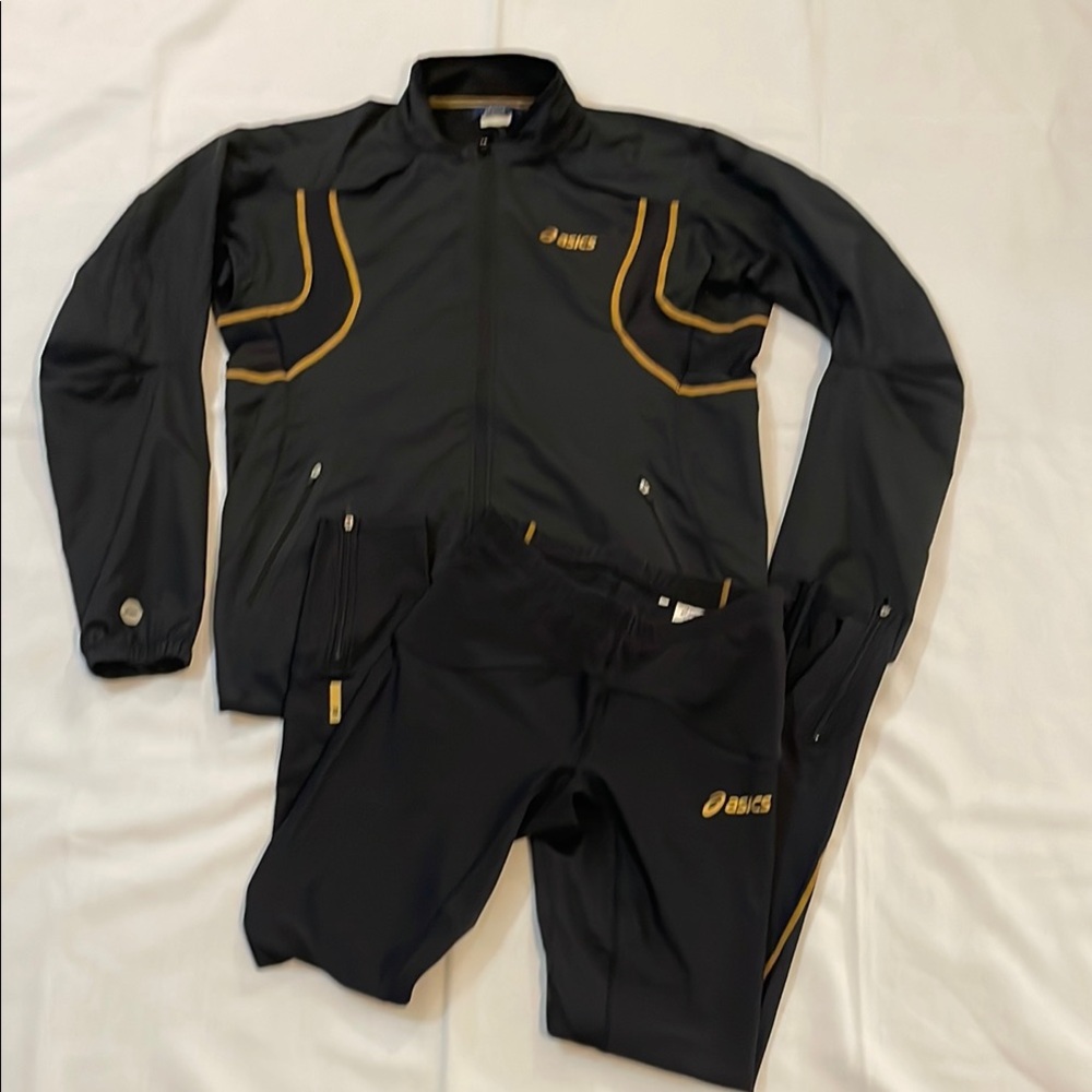Asics Black and Gold Performance Jacket and pants Sleek Athletic Design